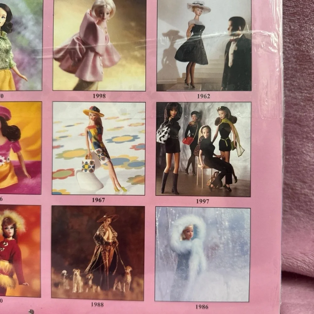 BARBIE 1999 40th Edition Calender